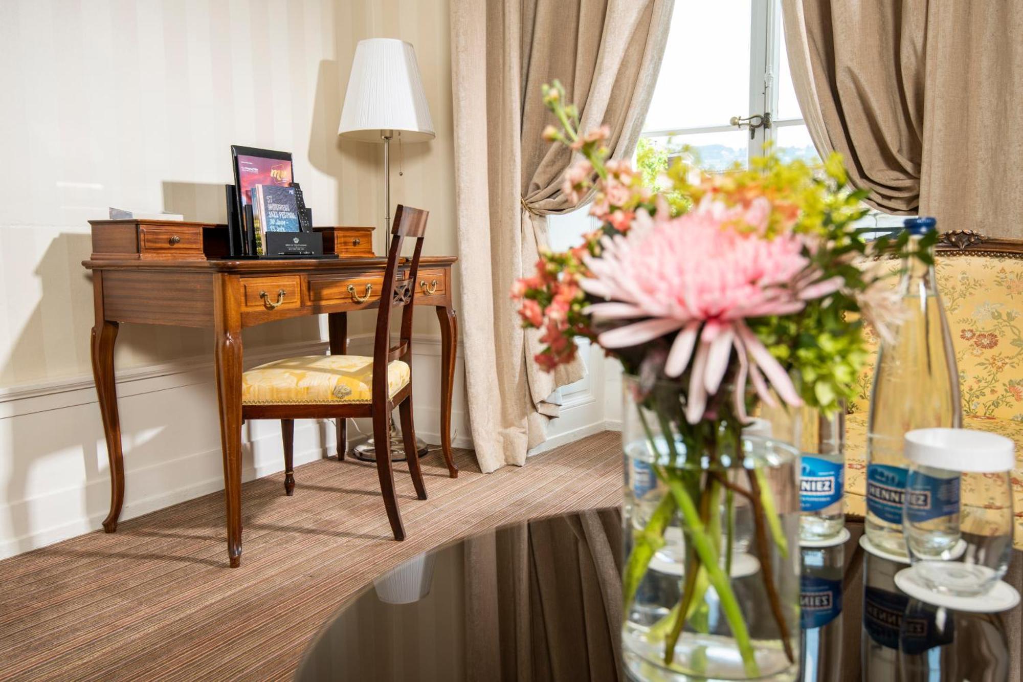 Hotel Des Trois Couronnes & Spa - The Leading Hotels Of The World Vevey Exterior foto