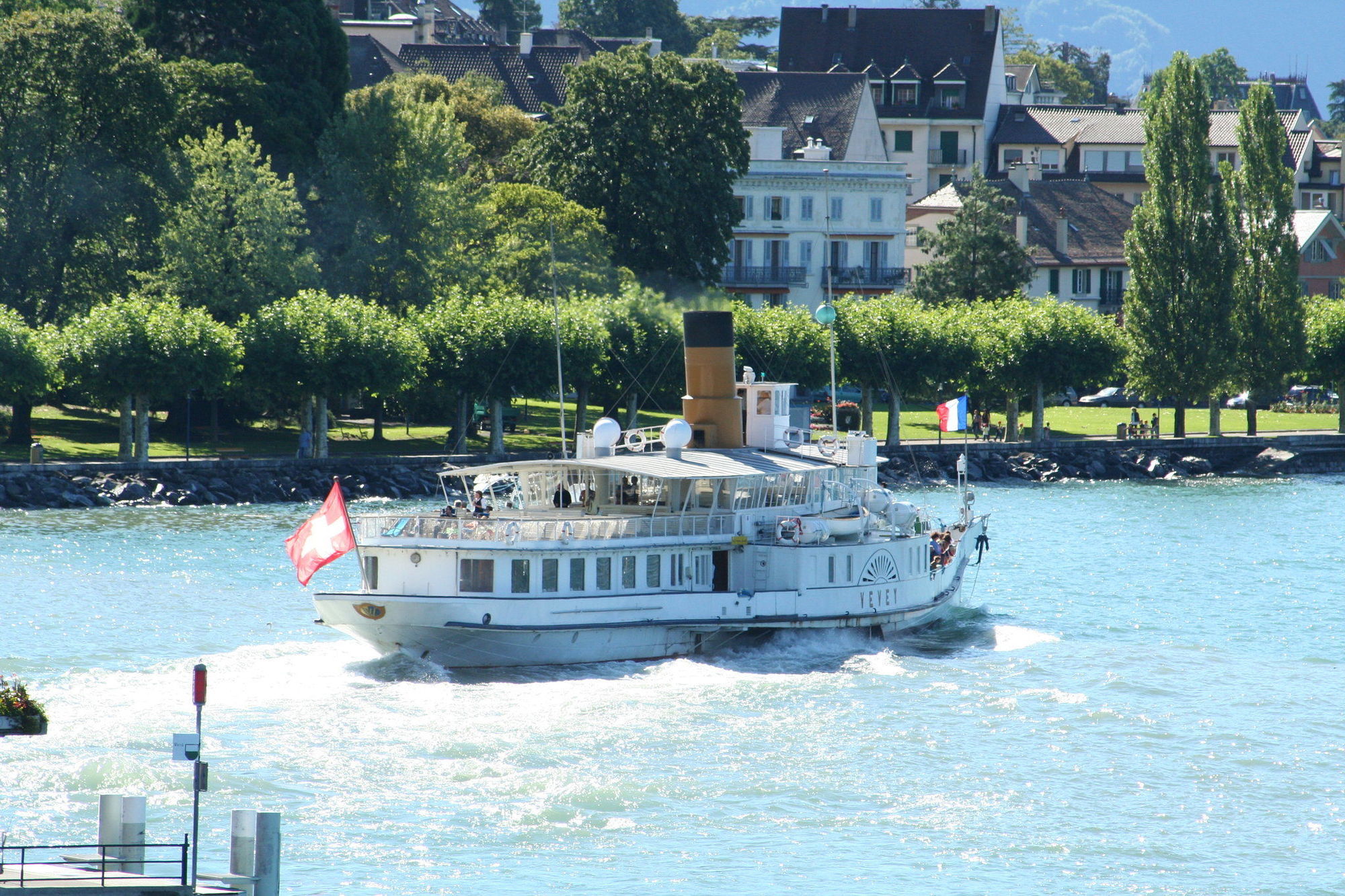Hotel Des Trois Couronnes & Spa - The Leading Hotels Of The World Vevey Exterior foto